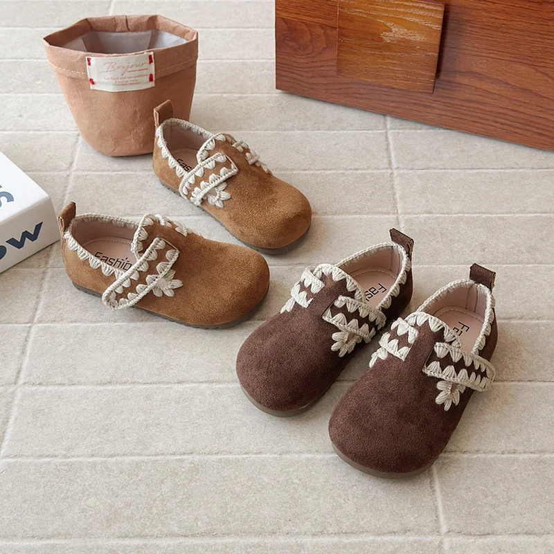 

Kids Suede Loafers Retro Style Handmade Soft Sole Children Flats Moccasins Shoes with Crochet Non-Slip Girls Casual Walking Shoe