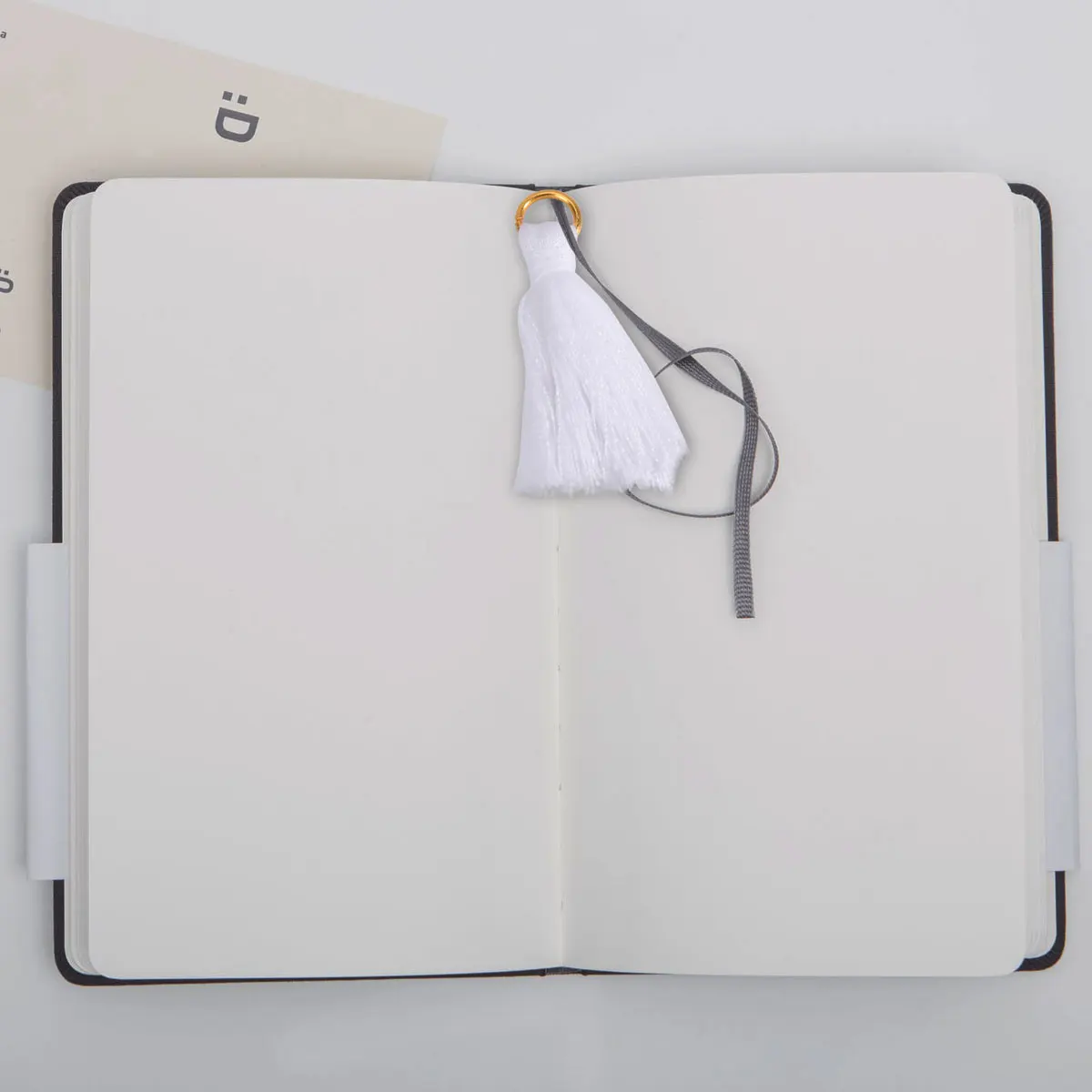 

30 pcs Book Marker Tassel Pendant Tassel With Ring For Clothes Cotton Craft Diy Jewelry Making Accessory Key Chain Decor White