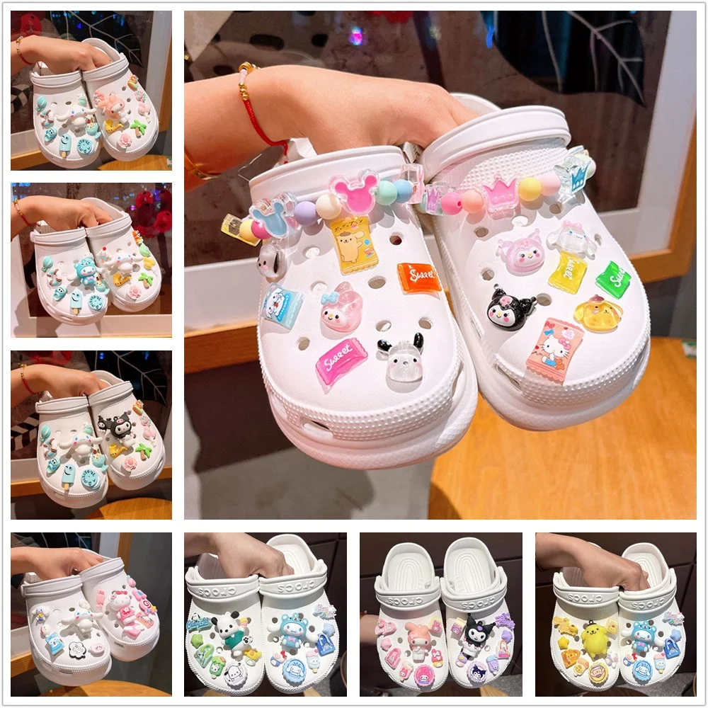 Sanrio LED Shoe Charms Decoration Fit Sandals Decorate Crooo Charms Jibz Hello Kitty Cinnamoroll Kuromi Kids X-mas Party Gifts