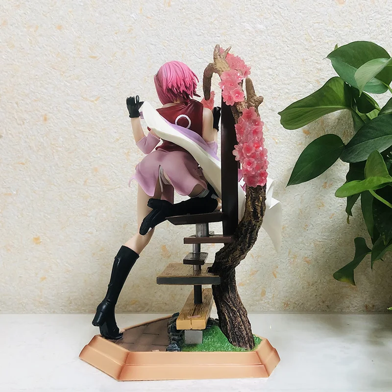 New style Naruto anime peripheral GK Haruno Sakura hand do two yuan Mei girl Sakura model decoration