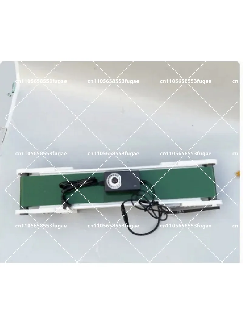 Mini Desktop Conveyor Belt 10x50cm with Photoelectric Counter, PP Plastic Assembly Line, Adjustable Speed for Lab & DIY Projects
