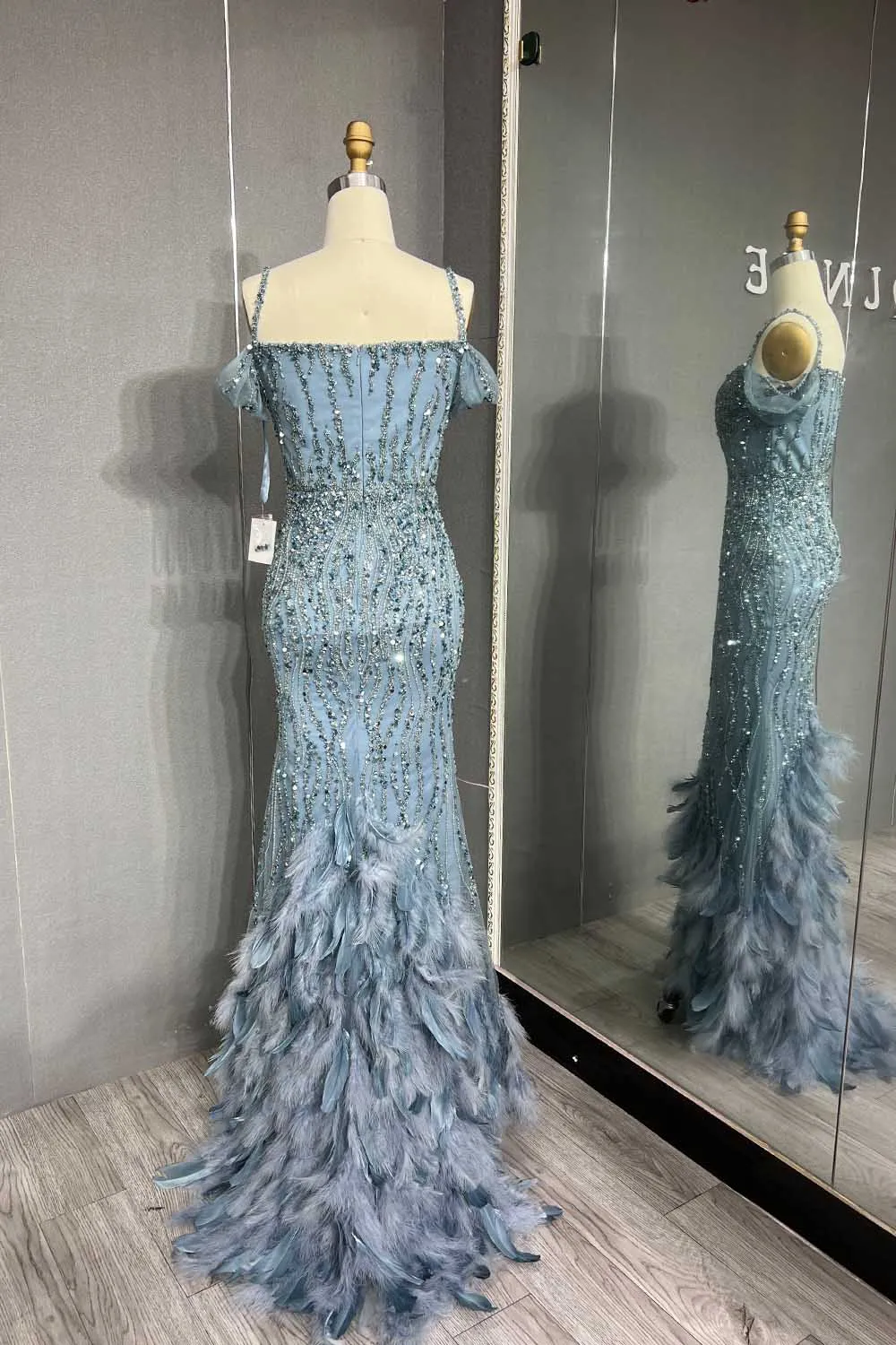 YQLNNE 2024 Luxury Blue Feathers Mermaid Evening Dresses Long Straps Tulle Crystals Wedding Party Gown Dubai