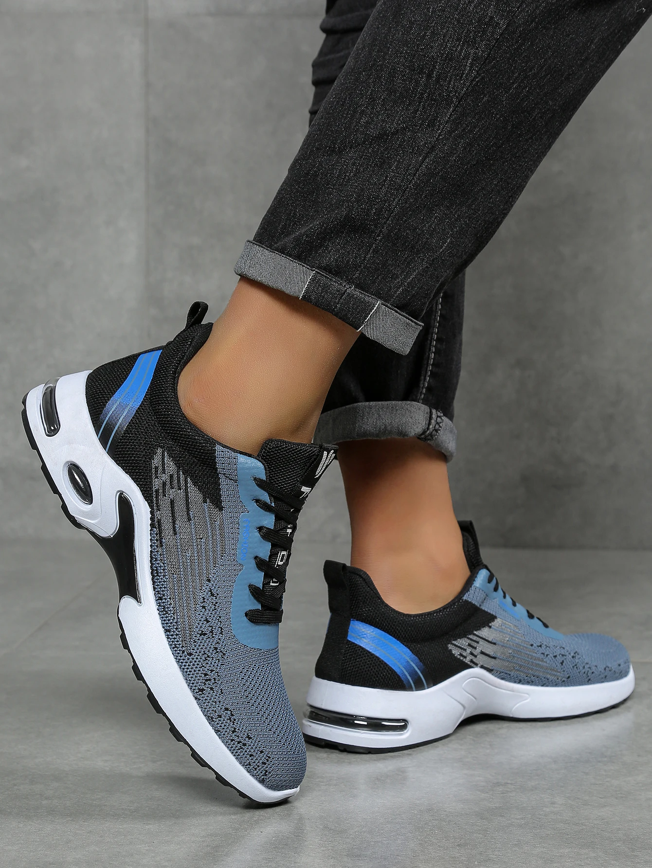 Atmungsaktive Schnür-Laufschuhe für Herren, Gestrickte Mesh-Freizeitschuhe, Bequeme Schuhe mit Gepolsterter Sohle für den Täglichen Gebrauch – Detail 8
