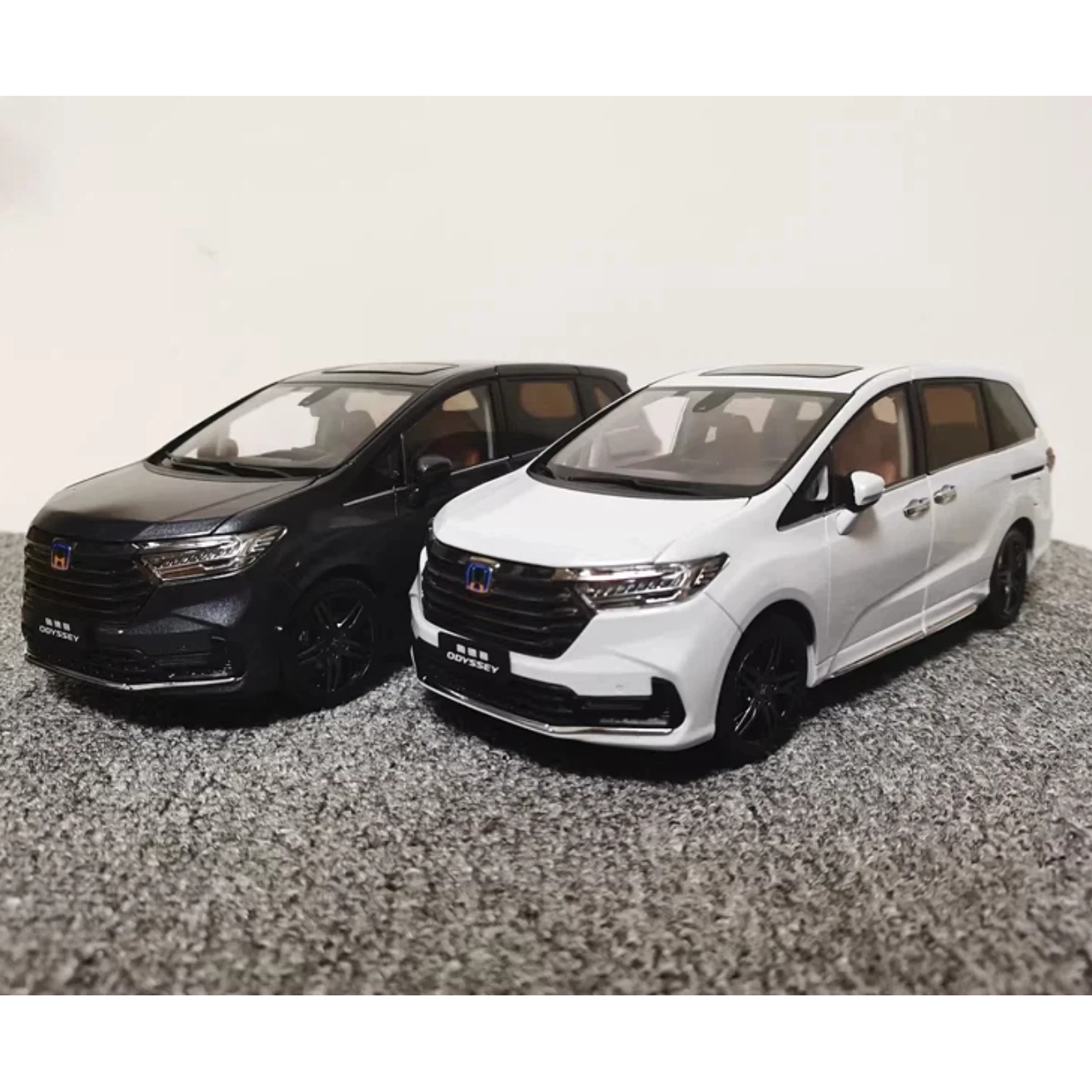 

Оригинальная заводская гибридная версия Guangqi Honda Odyssey Honda Odyssey 2022, стиль 1:18, модель автомобиля из сплава, восстановление настоящего автомобиля