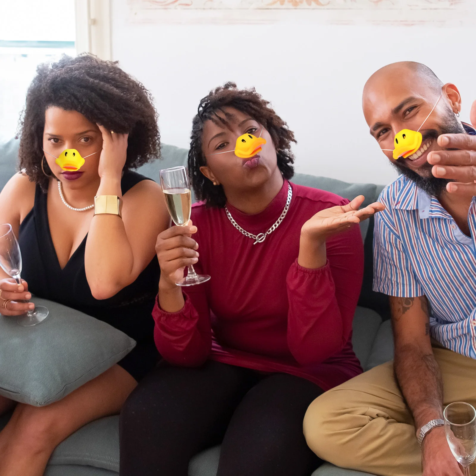 

4Pcs Lightweight Duck Nose Cosplay Prop Party Simulation Nose Adjustable Elastic Band Performance Supplies Simulation Duck Prop