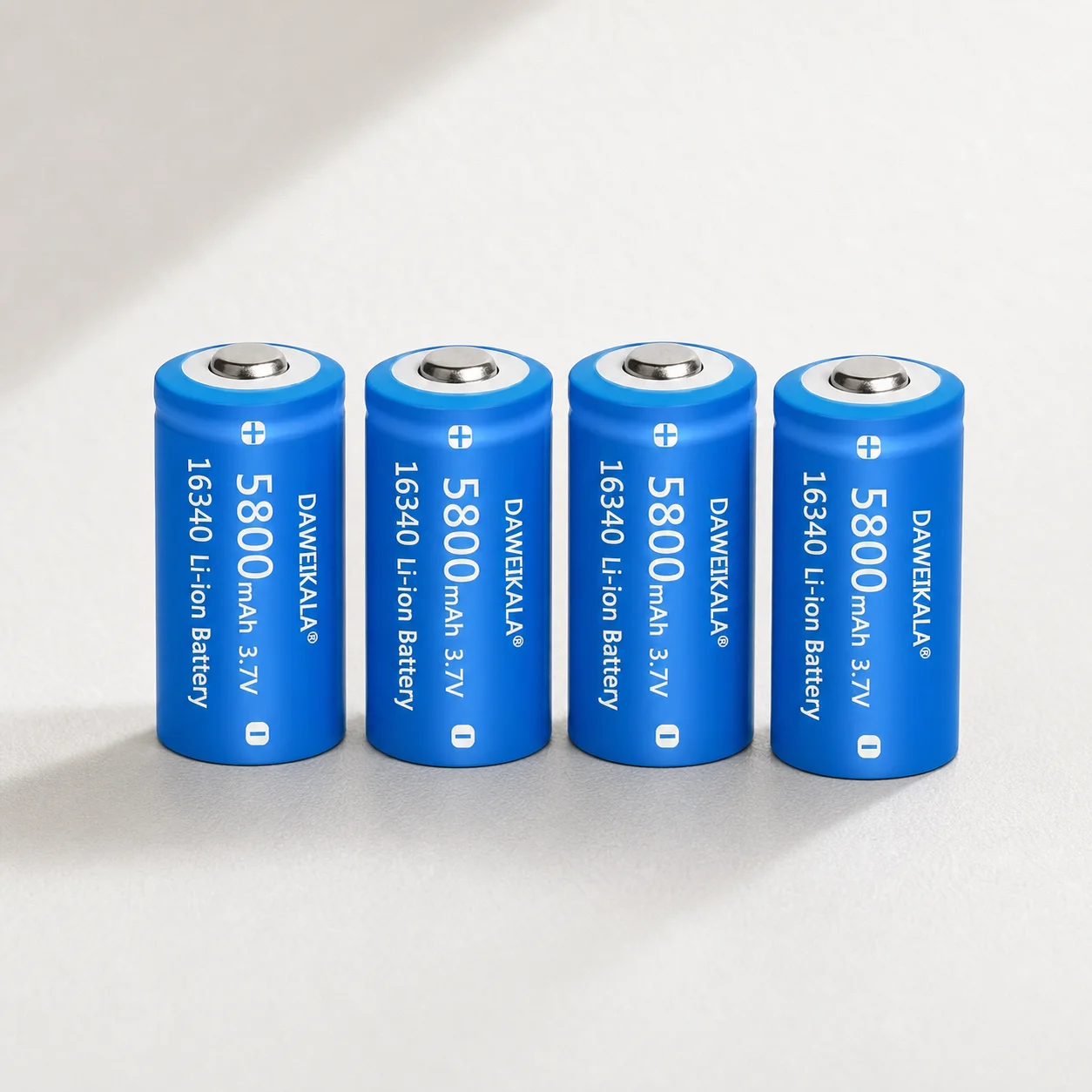Rechargeable 16340 CR123A Li-ion Battery 3.7V 5800mAh with Travel Wall Charger for LED Flashlight Replacement Cell