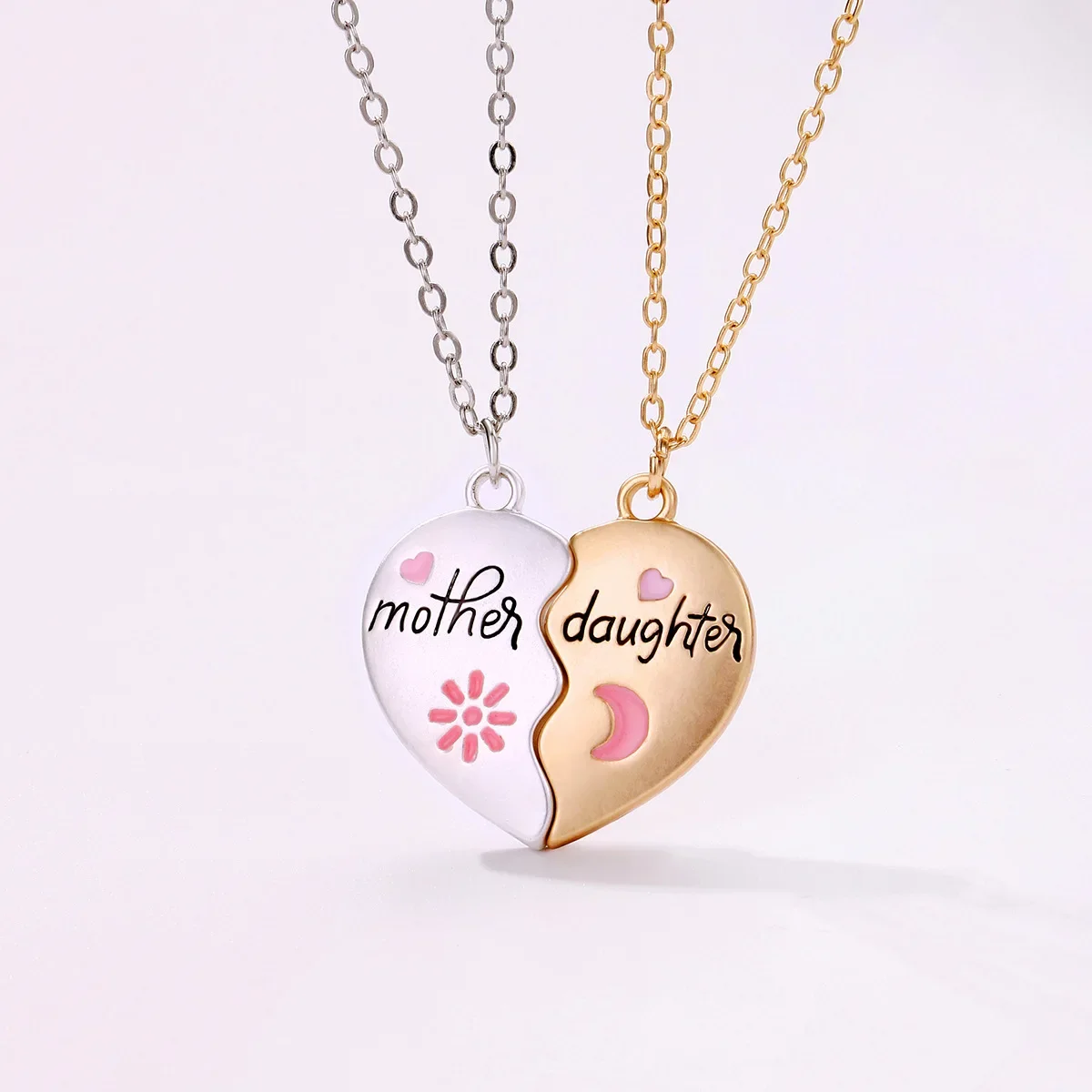 Fashion Mother Daughter Heart Shaped Necklace for Women Creative Love Magntic Necklace Chain Mothers Day Gifts for Mother 2025 view 2