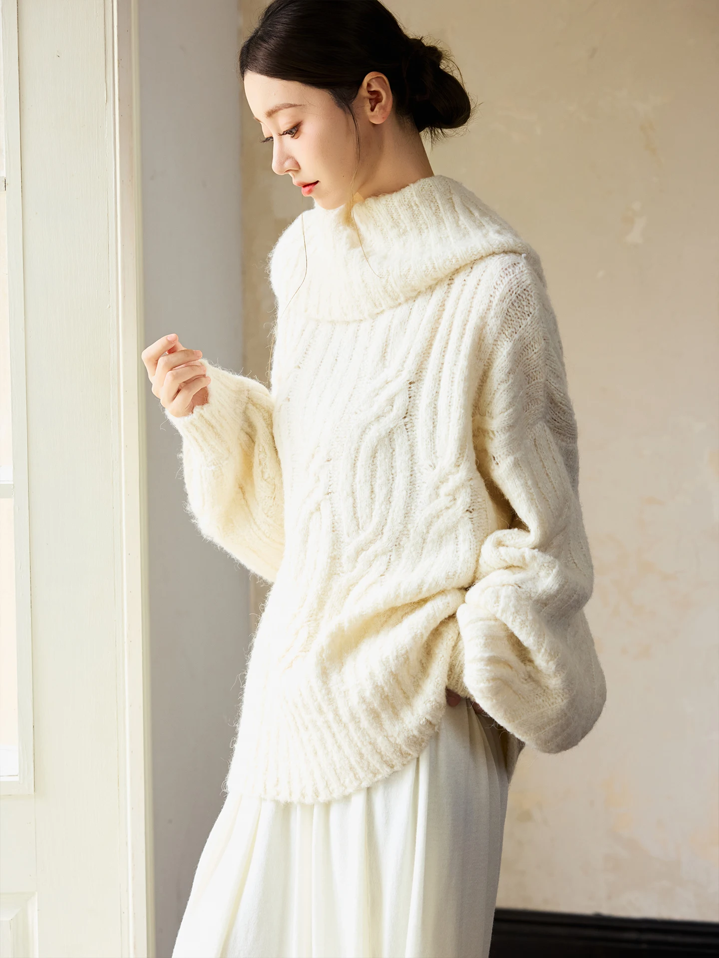 

ONMOON Autumn Winter One-oulder Overhead Wool Blend Lantern Sve White Sweater Twist Flower Knitted Sweater Sweet Sle L...
