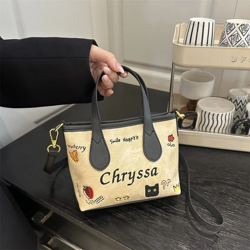 

High-End Women's Tote Bag Crafted From Leather Featuring Trendy Commuter Design And Famous Elegant Look​