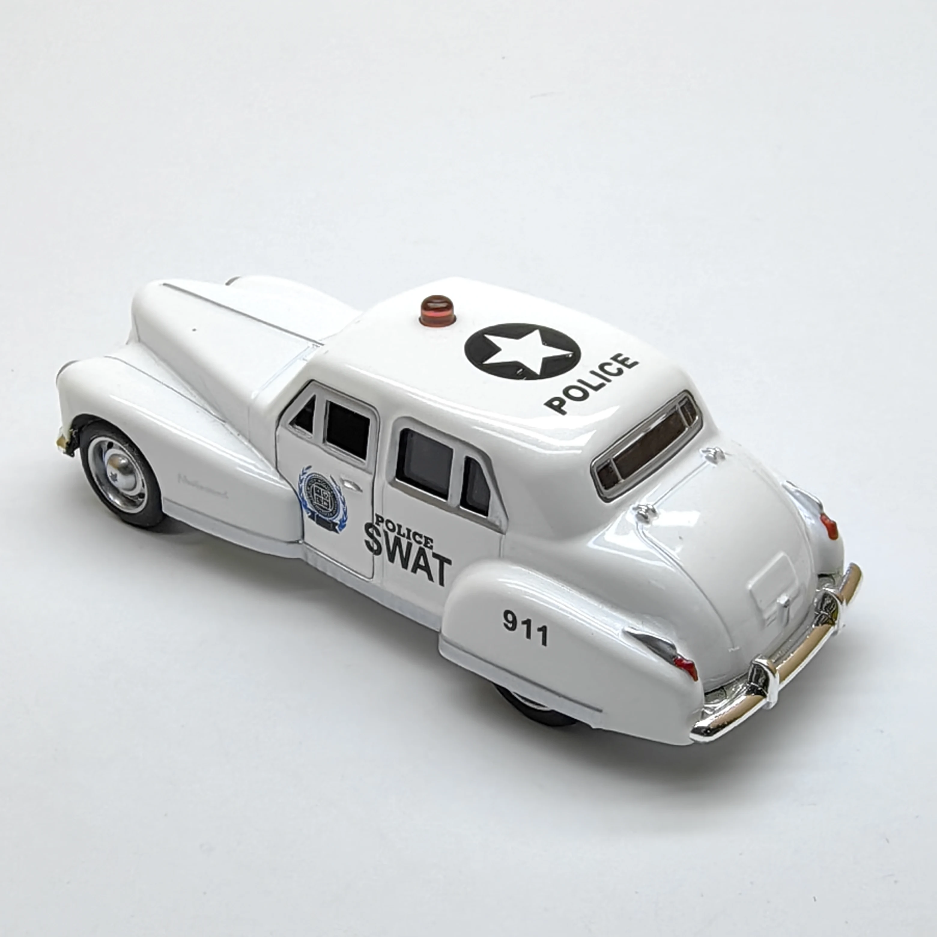 

Классическая американская винтажная модель автомобиля из сплава, с реалистичной имитацией, функцией отверждения и открывающимися дверями, детская игрушечная машинка