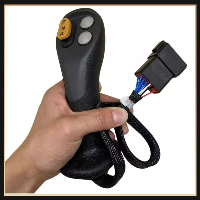 

Джойстик-рукоятка с кнопками переключения передач для погрузчиков Lewo / XCMG FL960K 955DH 936