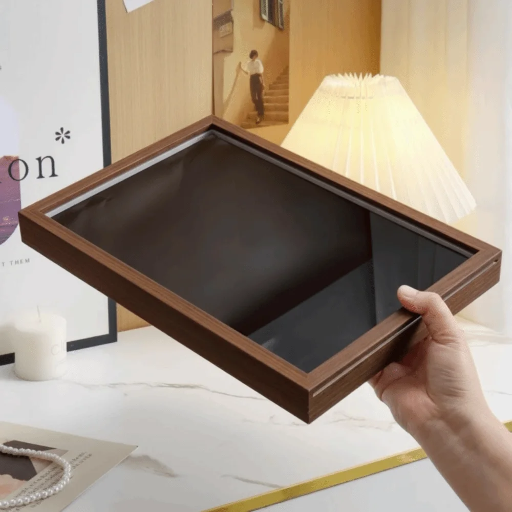 Wandmontierter Abzeichen-Displayrahmen, transparente Staubschutzhülle, große Aufbewahrungsbox für Anstecknadeln, staubdichte Filztafel, Broschen-Aufbewahrungsbox