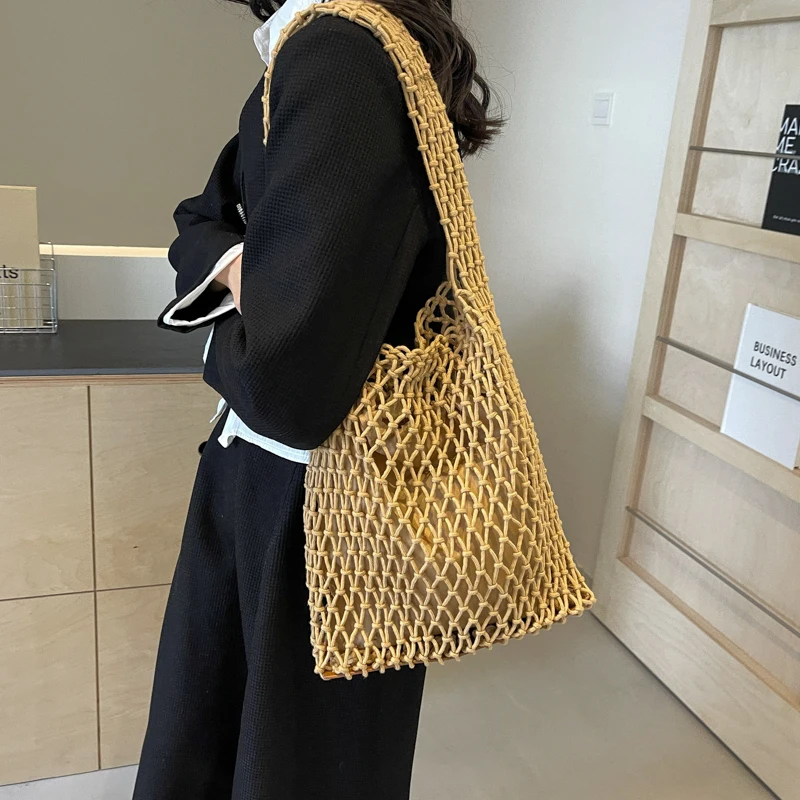 Classic Women's Woven Solid Color Mesh Bag New Fashionable And Simple Casual Handbag Outdoor Versatile Beach Bags