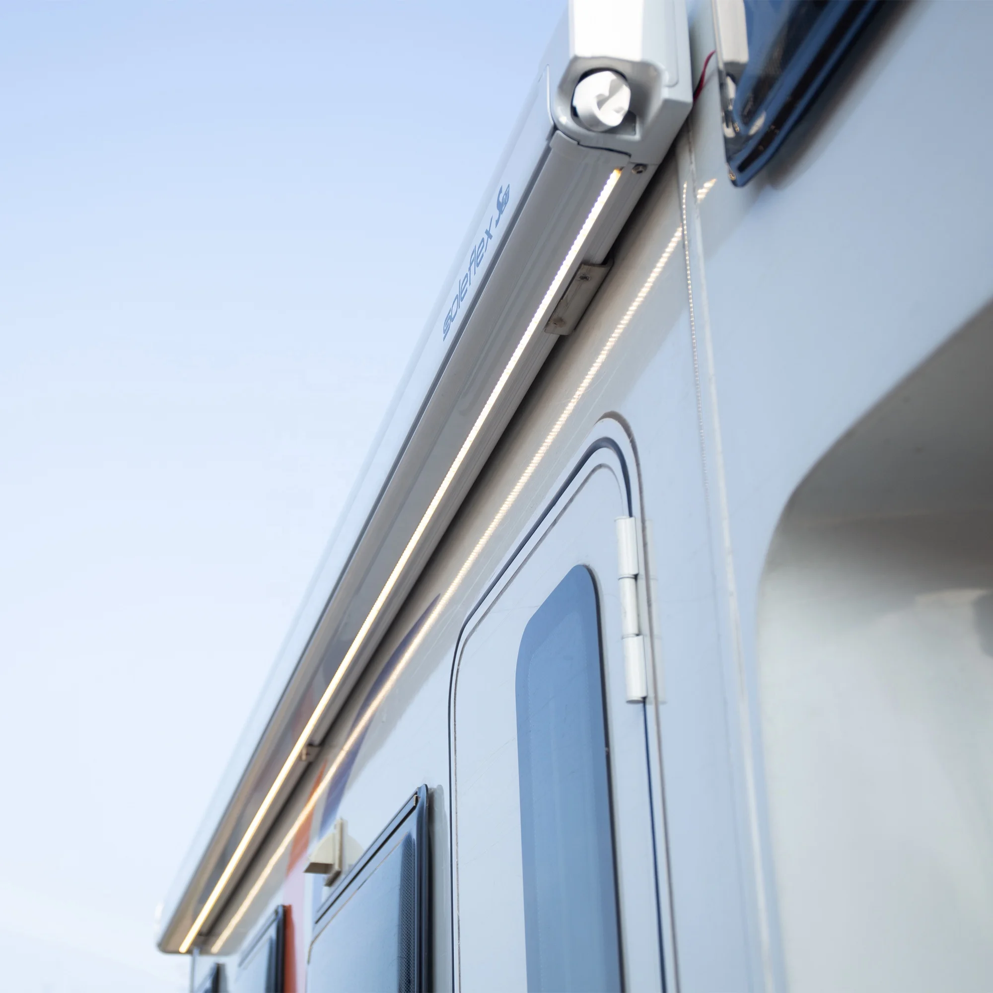 

S27L Side Mounted Durable Light Strip RV Camping Car Sunshade