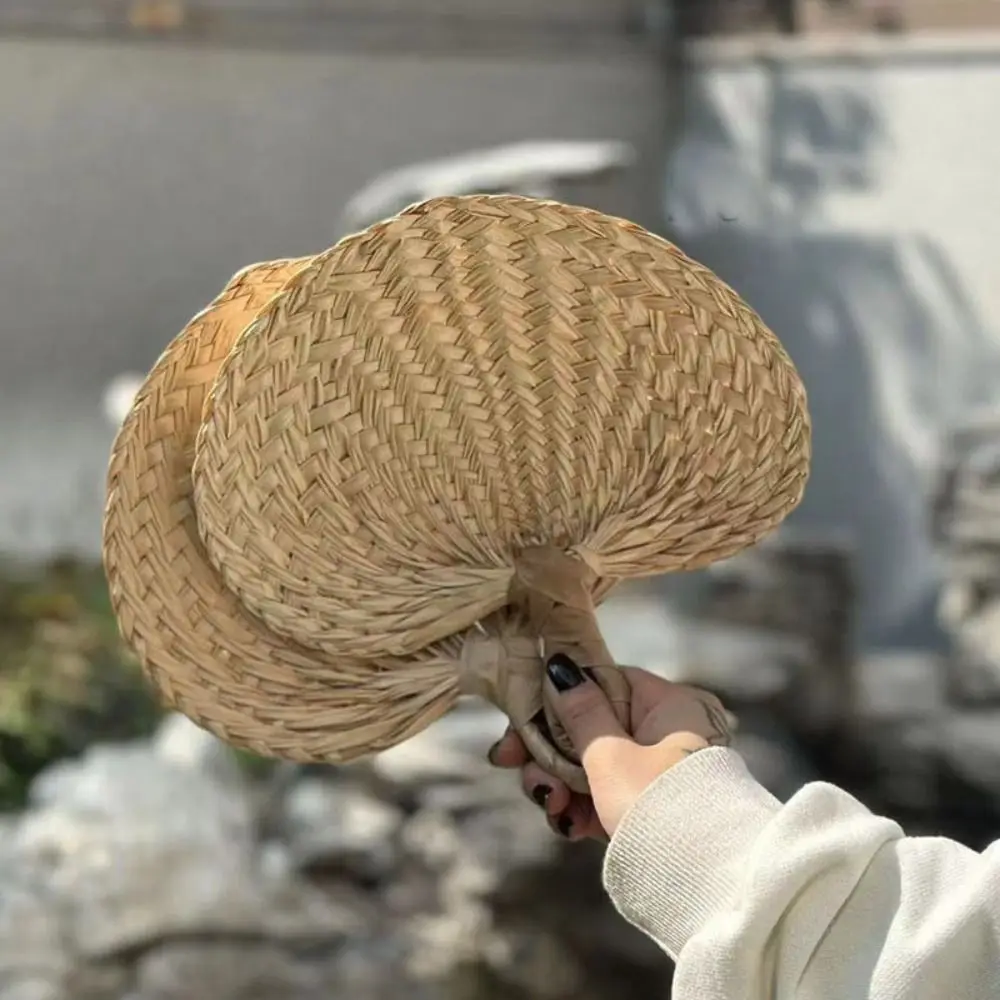 Vintage Home Decoration Palm-Leaf Fan Natural Handmade Rattan Fan Artistic Lightweight Straw Fan Summer