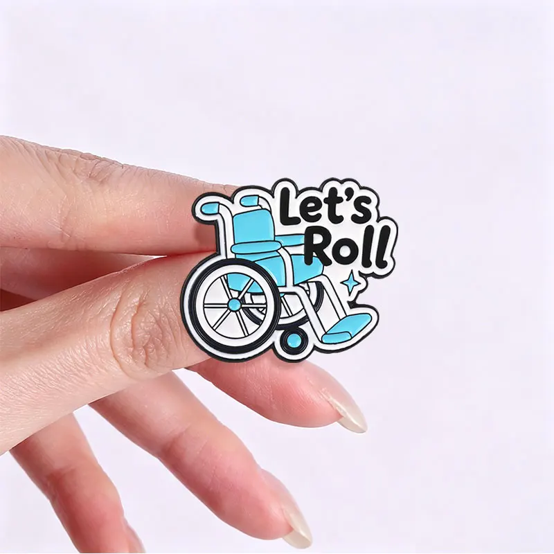 Let's Roll Emaille-Abzeichen Blau Rollstuhl Behinderten-Pride-Pin Lustiger Slogan Cartoon Metallbrosche Geschenk für Behindertenvertreter – Detail 8