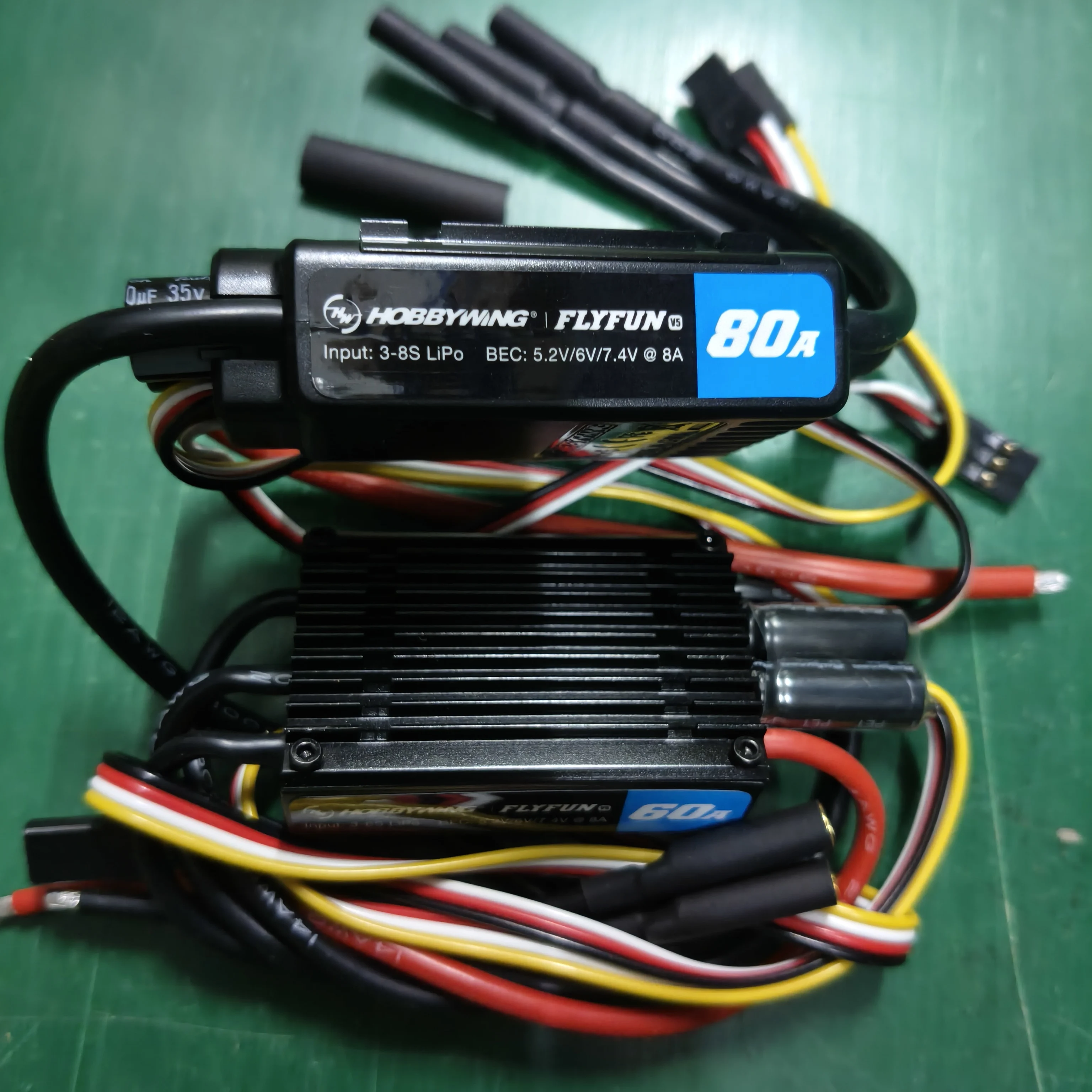 

Hobbywing FlyFun V5 80A 60A Speed Controller Brushless ESC 3-6S Lipo with DEO Function for RC Quadcopter