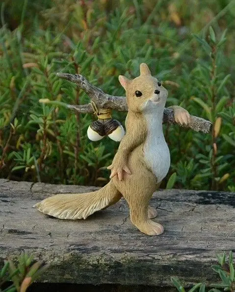 Squirrel Statue Garden Miniature Sculpture Tabletop Figurine Home Decor Gifts