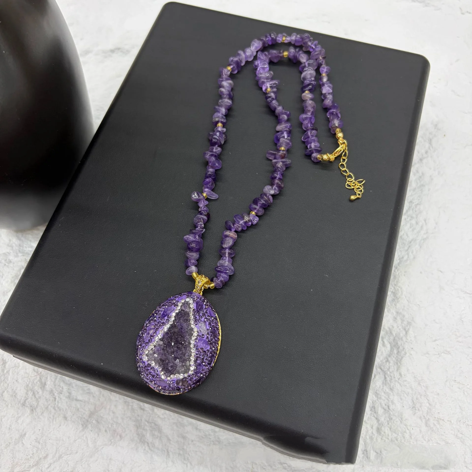 Women Crystal Rough Stone Necklace Full Rhinestone Chips Delicate Romantic Style Daily Versatile Light Luxury Neck Jewelry Party