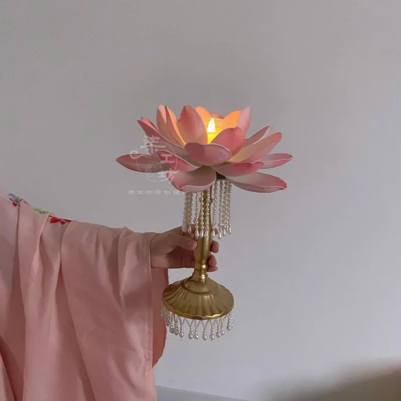 

Original [Chenxiang] Hanfu Handheld Lotus Lantern Ancient Style Lotus Lantern Stage Performance Shooting Walk Show Cos Props