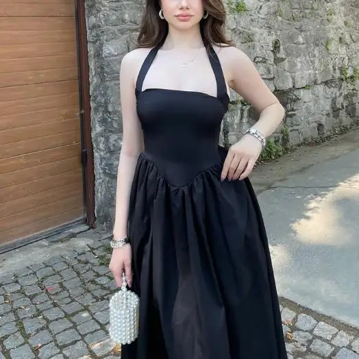 2025 Autumn New Elegant Sexy Solid Color Sleeveless Collarless Hanging Neck Backless Casual Dress Female Clothing