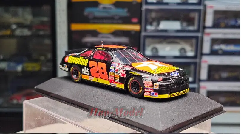 Sunstar 1:43 For Ford NASCAR Racing Flag Alloy Model Car Diecast Metal Simulation Boys Birthday Gifts Hobby Display Collection