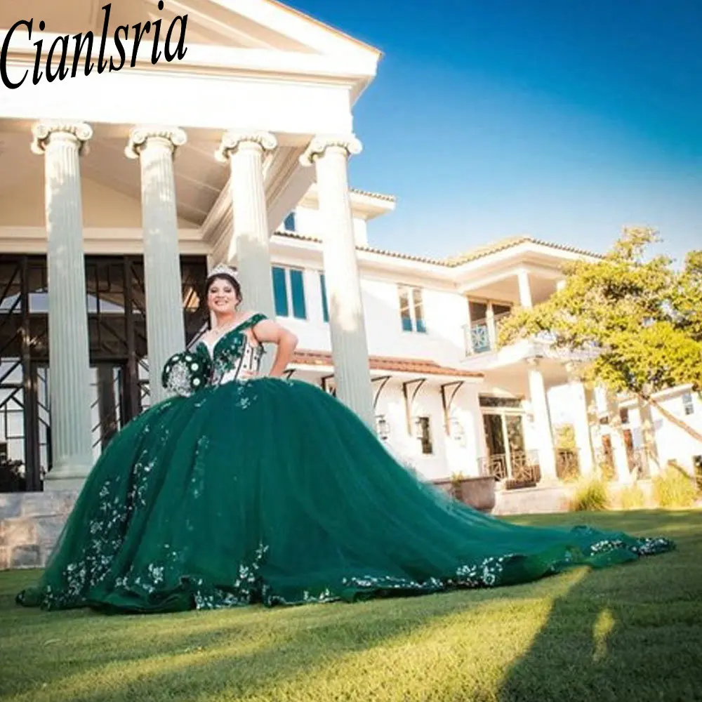 Emerald Green Crystal Beading Sequined Appliques Quinceanera Dresses Ball Gown Off The Shoulder Corset Vestidos De 15 Años