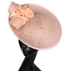 Eleganckie formalne kapelusz derby Millinery damskie różowe kwiatowe fascynatory akcesoria opaska do włosów damskie eleganckie czapki Chapeau imitacja Sinamay