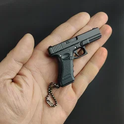 Porte-clés en alliage de plastique Glock G17, mini odorjouet, modèle de pendentif, ornement de décompression Fidget, jouet anti-stress, cadeau, 1PC, 1:3