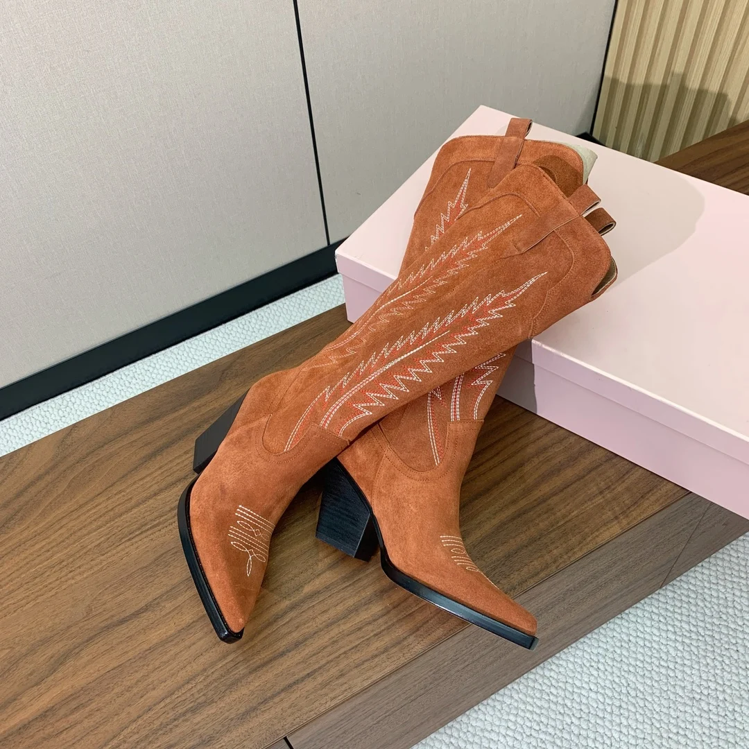 

25. Женские модные ковбойские кожаные сапоги с вышивкой, сапоги до колена, универсальные длинные сапоги на высоком каблуке из натуральной кожи