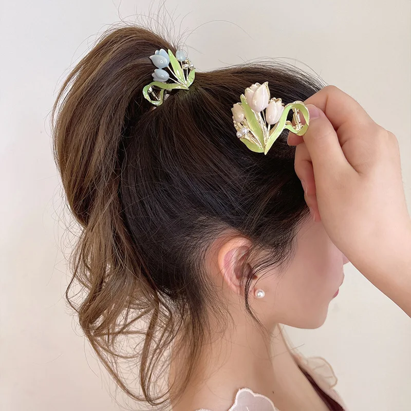 VANIKA New Sweet Metal Flower Hair Claw Women Summer Grab Hair Clip Fashion Ponytail Claw Clip WOMAN HAIR CLIP Styling Ornament