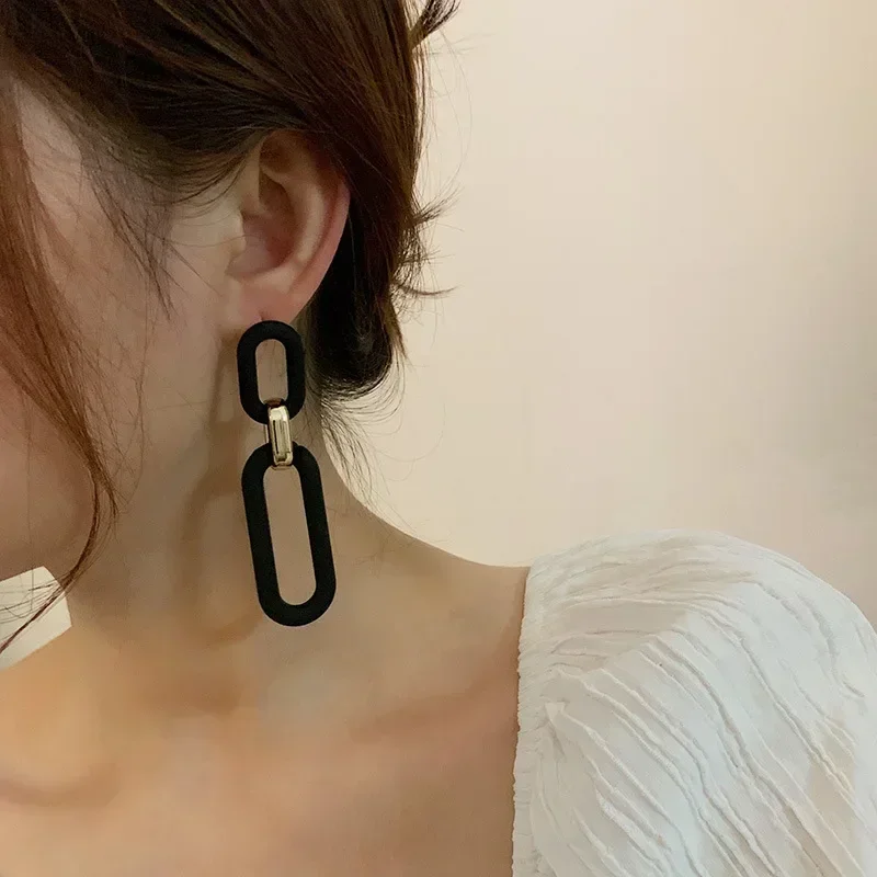 New Vinatge Black Vinatge Women Earrings Punk Geometric Chain Exaggerated Temperament Gothic Accessories Earrings