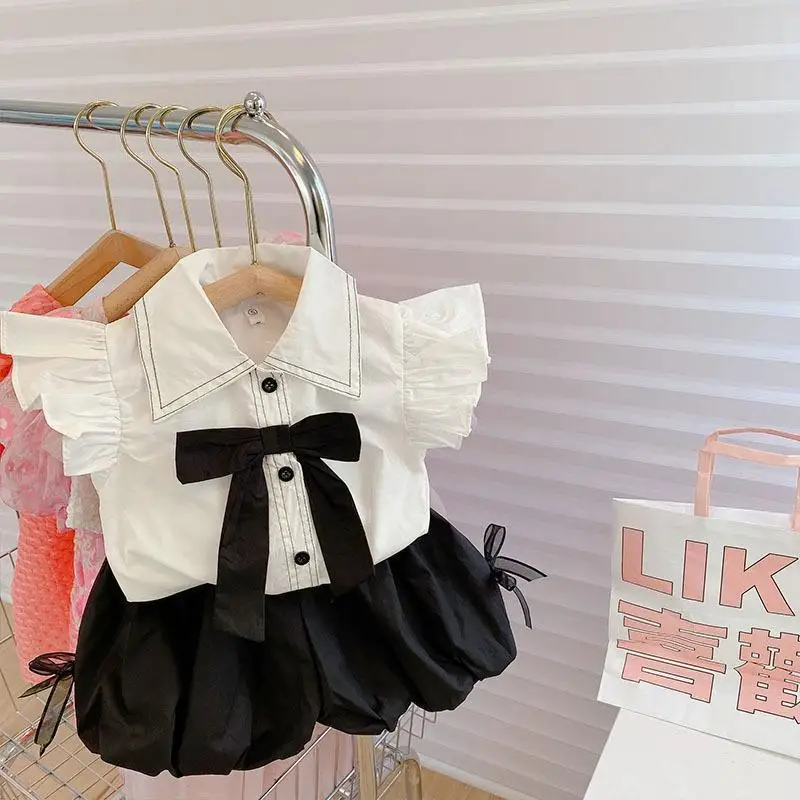 

Baby Girl Summer Fashion Set Korean Style Flying Sleeve Shirt And Shorts Two-Piece Children's Outfit