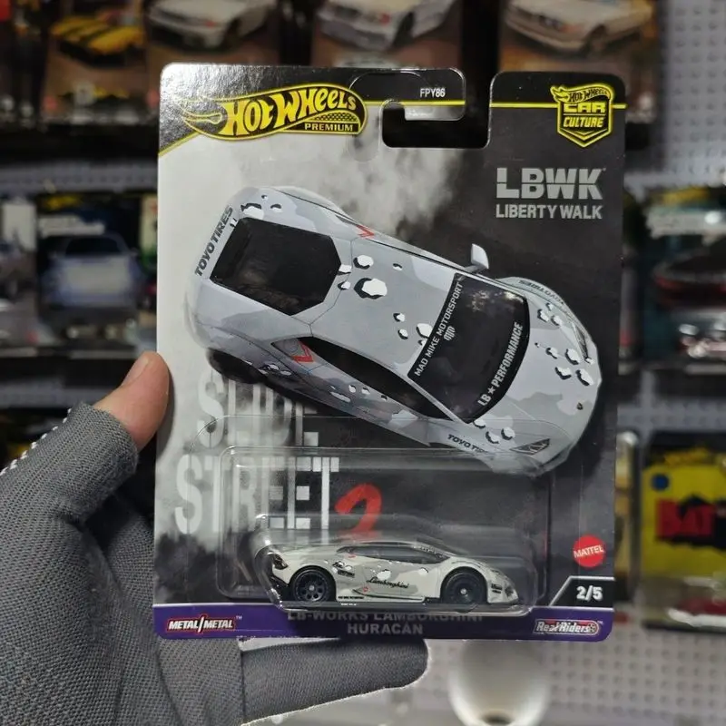 

Brand New Hot Wheels Premium Slide Street 2 Lamborghini Huracan Lb-Works Toys Gifts