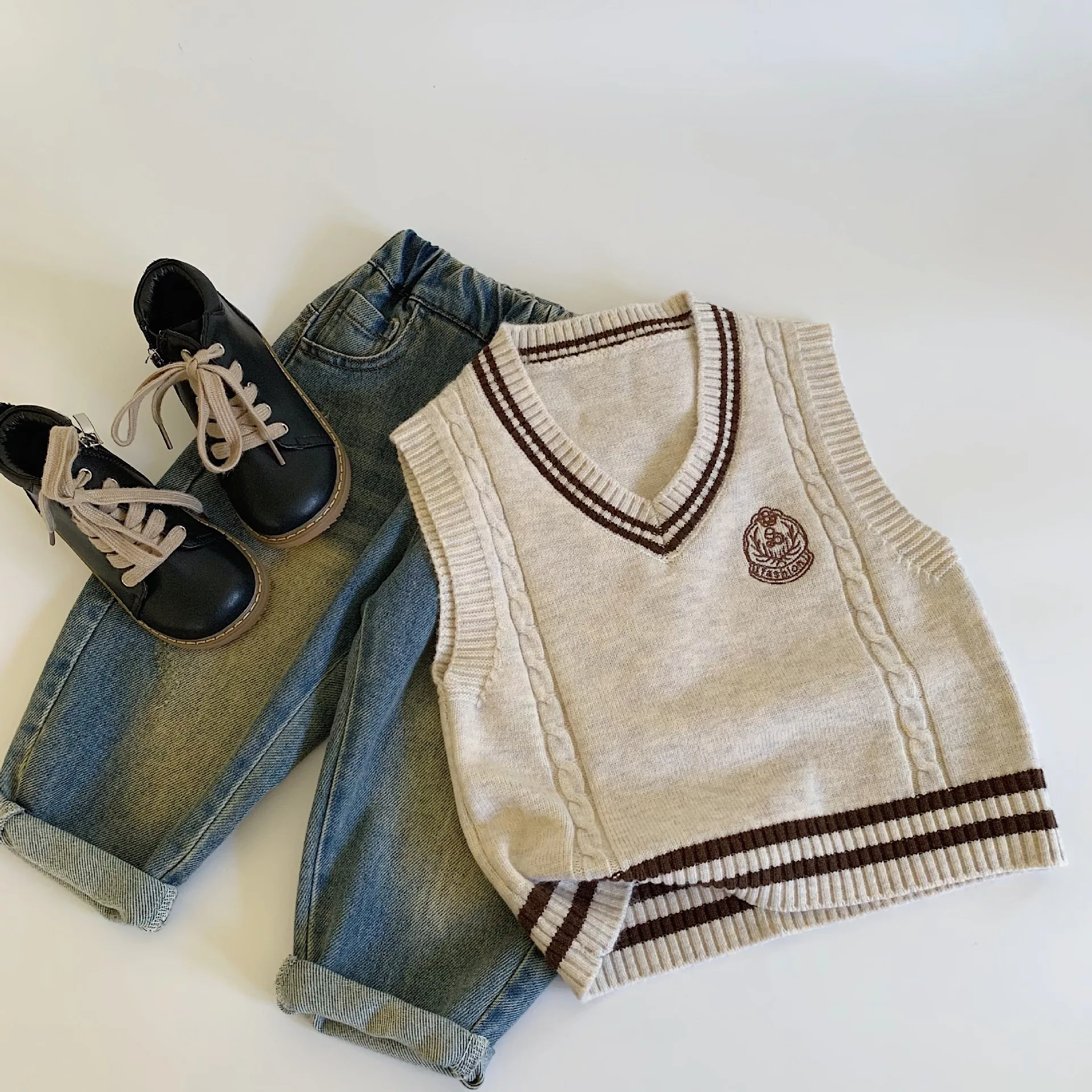 Children Clothes Kids Sweater New Fall 2024 Embroidered Preppy Style Coat Boys Vest Fashionable Simple Casual Knit Top