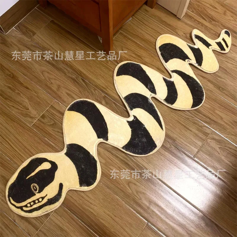 Cartoon Snake Rug Black White, Striped Serpent Shape Floor Mat, Non Slip Entrance Doormat Bathroom, Bedroom Home Decor Gift