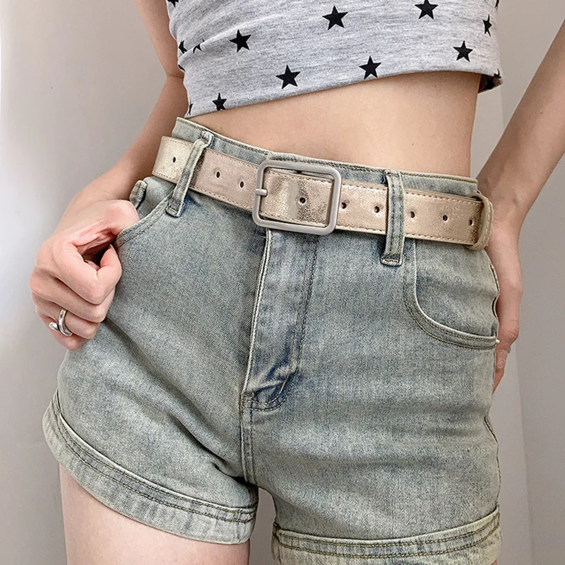 Fashionable Vintage Women’s Belt Unique Distressed and Cracked Design; Stylish for Jeans and Dresses High-End Women’s Belt