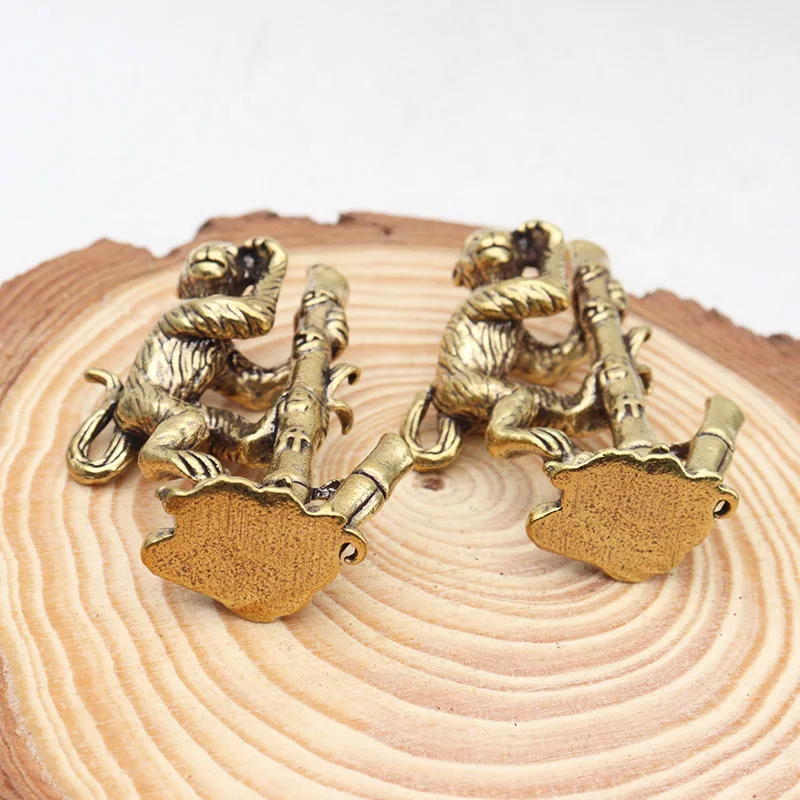 Brass Monkey Climbing Bamboo Pole Small Ornament Zodiac Animal Figurines Feng Shui Home Decor Crafts Desk Decoration Accessories