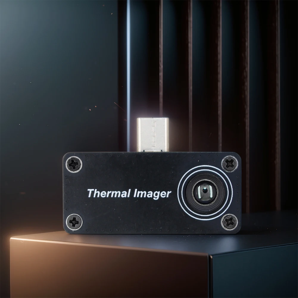 جهاز تصوير حراري متنقل من النوع C للتحكم في التطبيق 32*32 بكسل كاميرا تصوير حراري تعمل بالأشعة تحت الحمراء لهاتف أندرويد