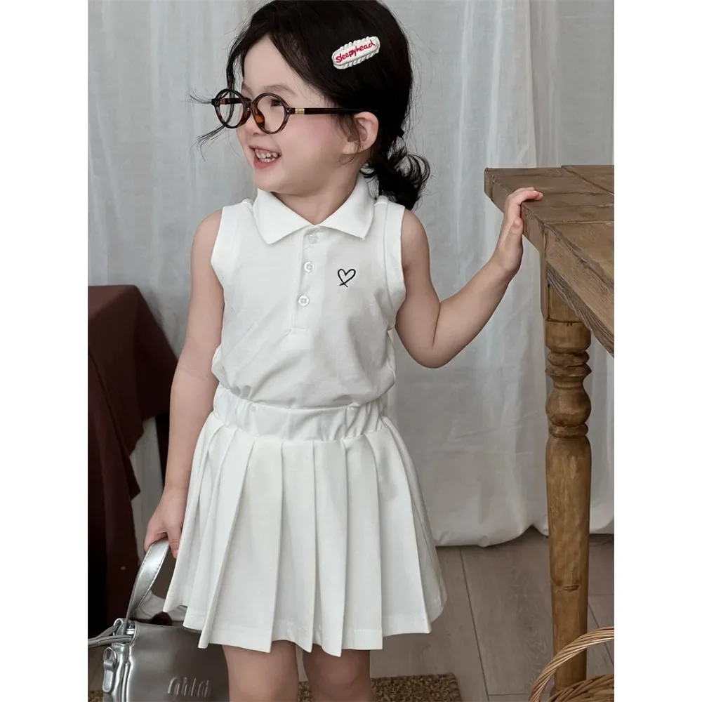 

6042 Girl's Suit 2025 Summer New Children's Sports Polo Shirt Set Girls' Love Embroidered Lapel Shirt+Pleated Skirt 2PC Suit