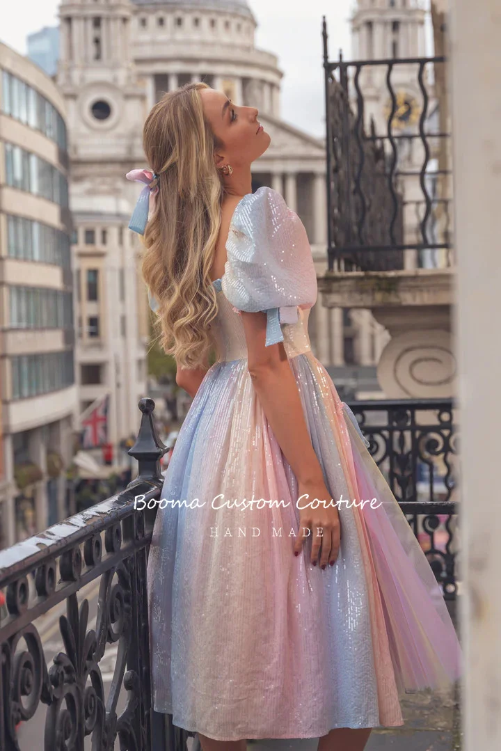 Booma Pastell Regenbogen Pailletten Midi Prom Kleider Square Neck Kurzen Puff Ärmeln Tee-Länge A-linie Party Kleider Formales Ereignis kleider