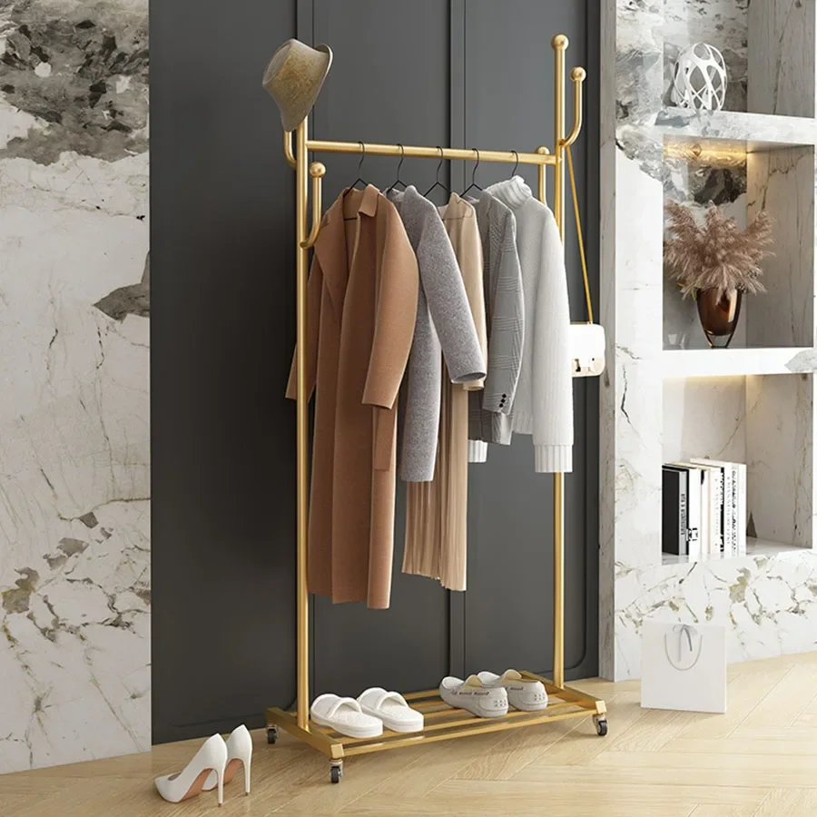 Moving Cloth Racks Bedroom Golden Minimalist Stand Small Mobile Wheels Portable Clothes Hanger Elegant Crochet Hallway Furniture