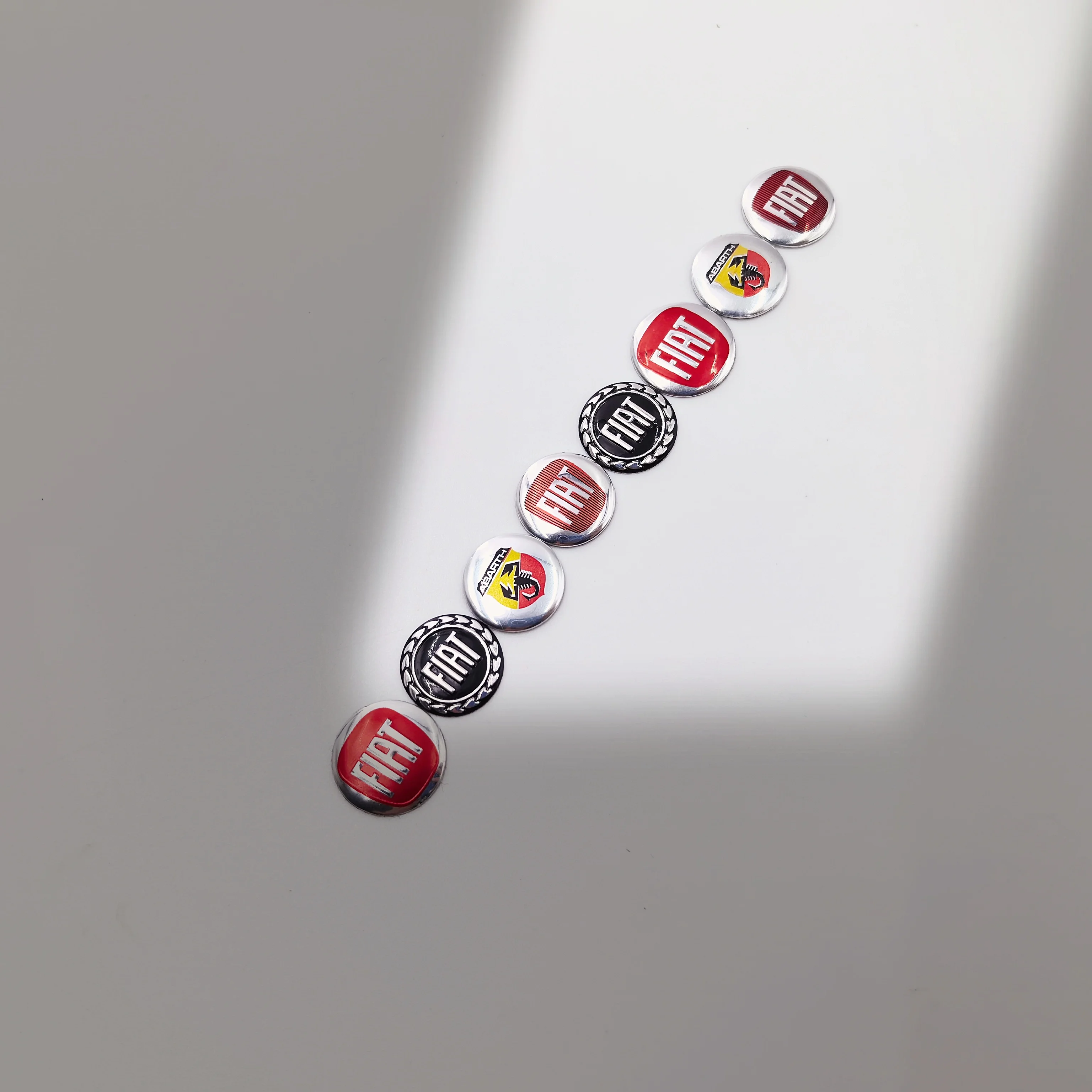 5 stücke Auto Remote Key Aufkleber 14mm 15mm Metall Abzeichen Emblem Zubehör Für Fiat Abarth 500 Tipo Punto Ducato Stilo Palio Bravo