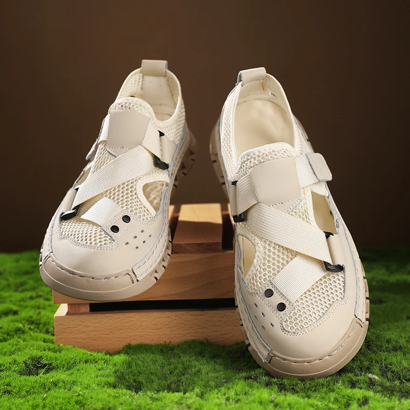 

Мужские дышащие сандалии. Удобные и стильные модели для прогулок, отдыха на природе и пляжа. Высокое качество, популярная модель, большие размеры до 47.