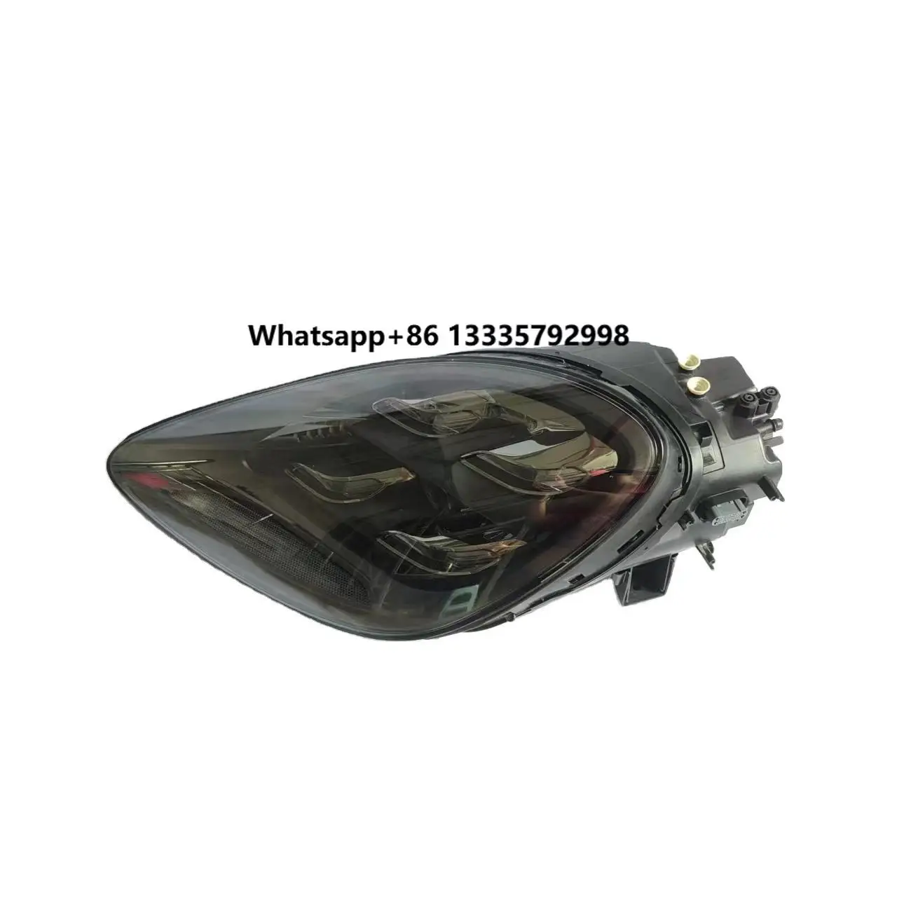 

Headlights for Porsche 2018-2020 Cayenne Automotive Parts Matrix High Quality Automotive Headlights Wholesale