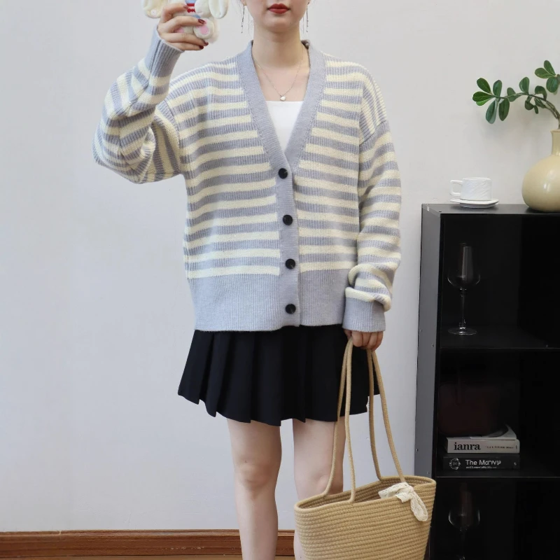 

Striped Cardigan Sweater Women Button V Neck Loose Sweater Sequins Patchwork Coats Spliced Full Sleeve Jumpsuit Casual
