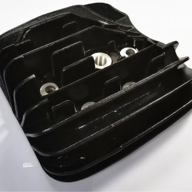 

Auto repair parts are suitable for the model DT175 cylinder head cover engine in stock