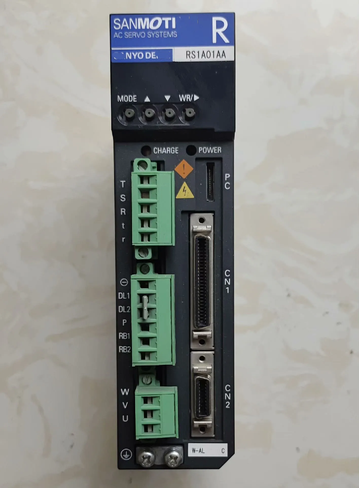 

RS1L01AAW-AL Servo Drive for Sanyo RS1L01AAW-AL
