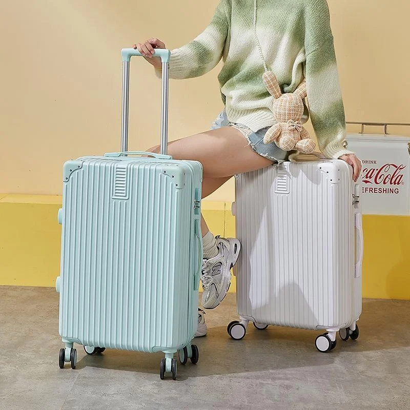 

Durable Lage Suitcase for Travel with Combination Lo M Fem Version Faionable Polyester Interior ABS PC Material
