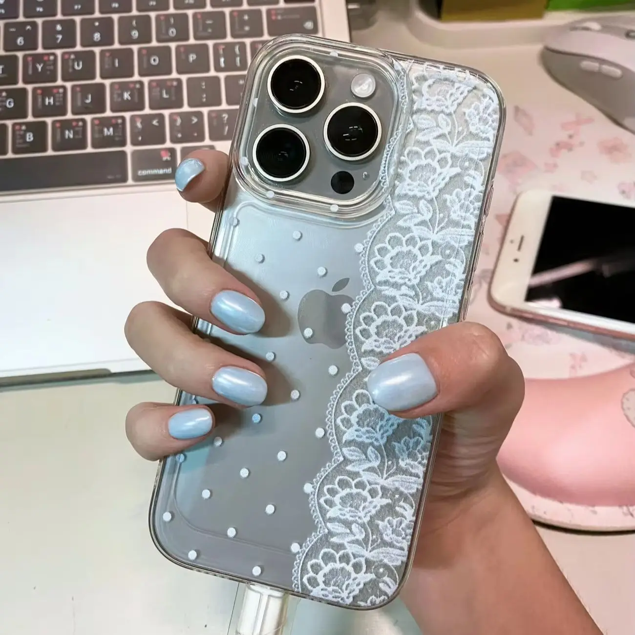 Mint Green Lace Polka Dots Exquisite Versatile Phone Case For iPhone 18 17 16 15 14 13 12 11 PRO X XR MAX 7 8 PLUS MINI Cover